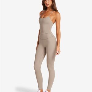 CSB freedom scrunch leggings in almond